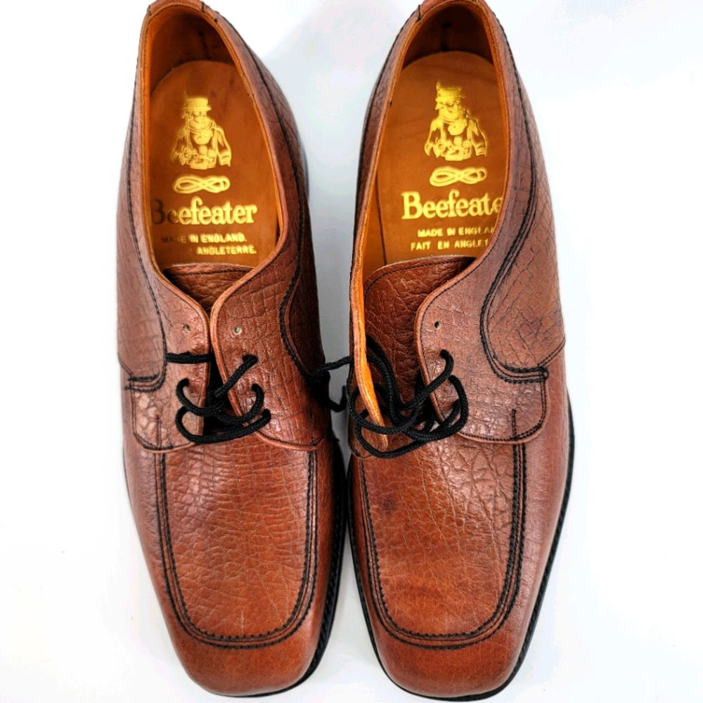 Beefeater Man dress up shoes